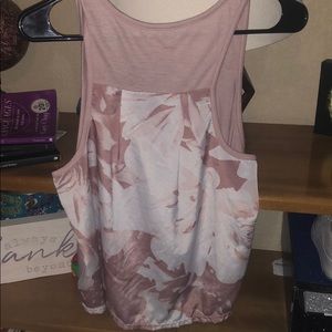 High low American Eagle tank top!